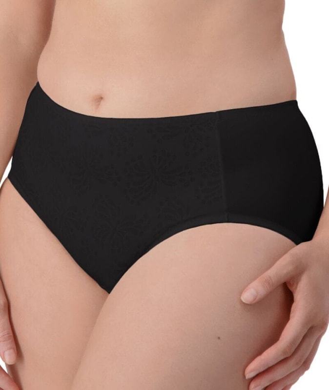 Triumph Lacy Minimiser Maxi Brief - Black Knickers