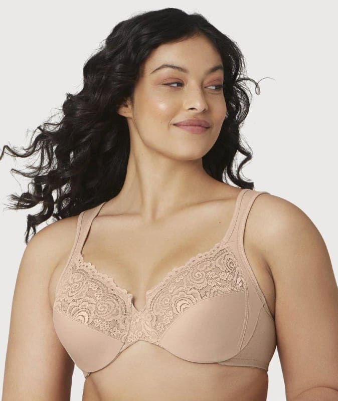 Glamorise Low Cut WonderWire Lace Bra - Cafe Bras
